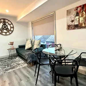 Apartment York Street By Service, Blackpool