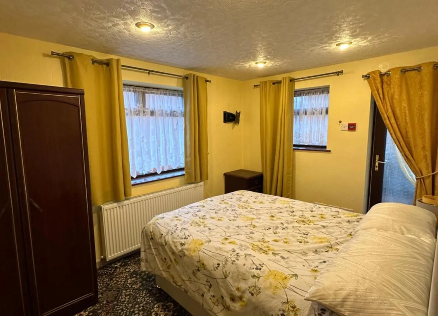 Palm Springs Apartments Blackpool